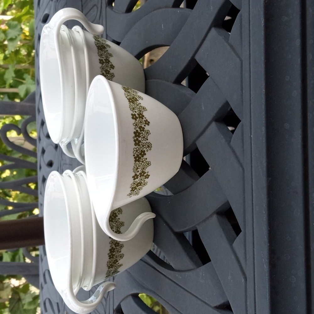 Corelle "Crazy Daisy" Cups set